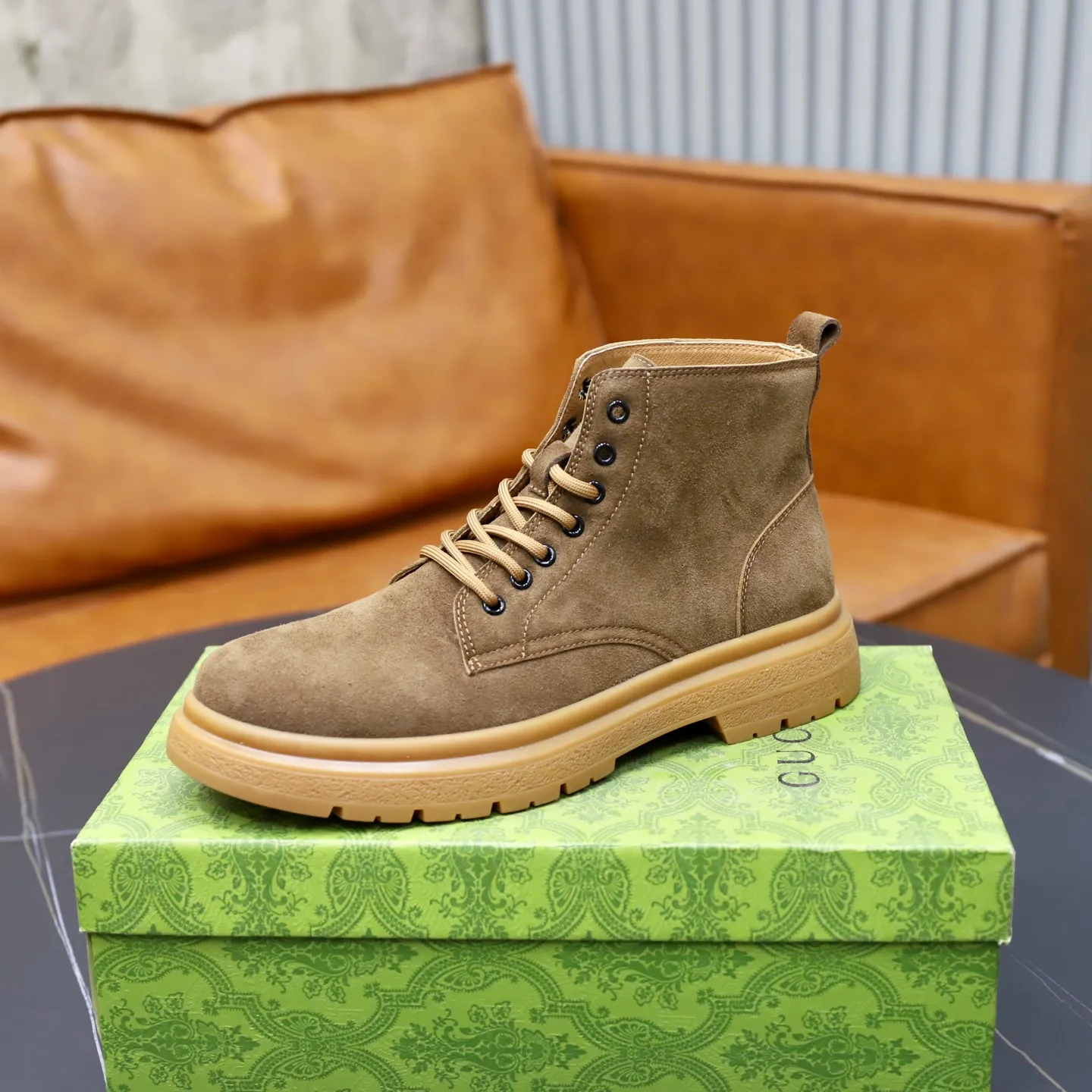 Men's shoes: 440💰Fleece lining, pigskin lining🙅‍♂️🙅‍♂️🙅‍♂️ Brand: GUCCI Standard code: 38–44 (45 can be customized) Grade: Same as the official website Material: Original cowhide fabric Comfortable pigskin + plush lining (optional) Lightweight and wear-resistant outsole Style category: Men's fashion casual shoes and boots Running Sports shoes, distinguished luxury brand elements, top luxury, color: actual picture color